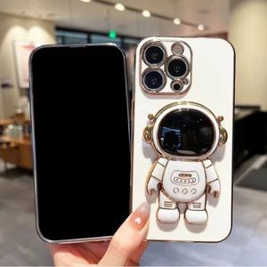 Astronaut Foldable Bracket Phone Case For IPhone 14